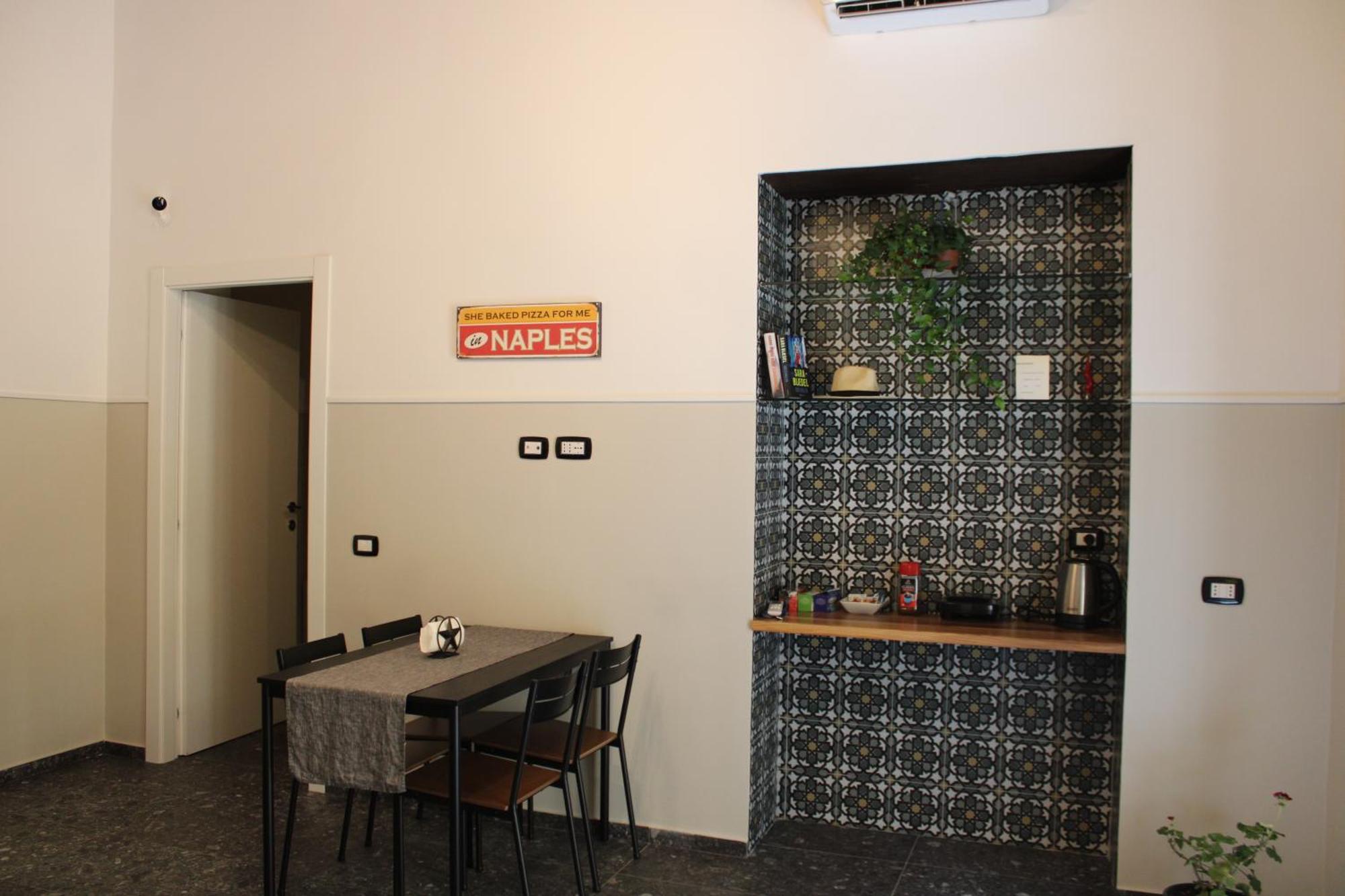 La Suite Del Centro Storico ナポリ エクステリア 写真